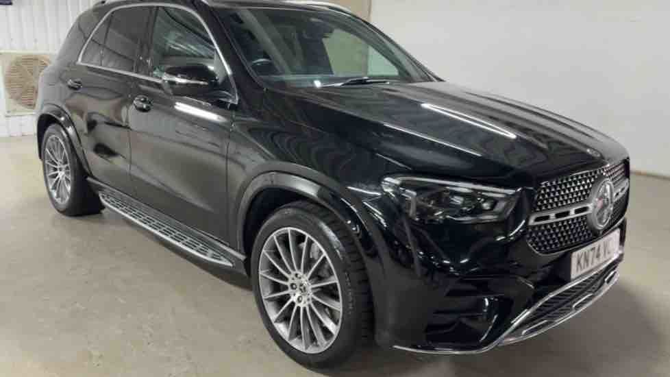More views of Mercedes-Benz GLE