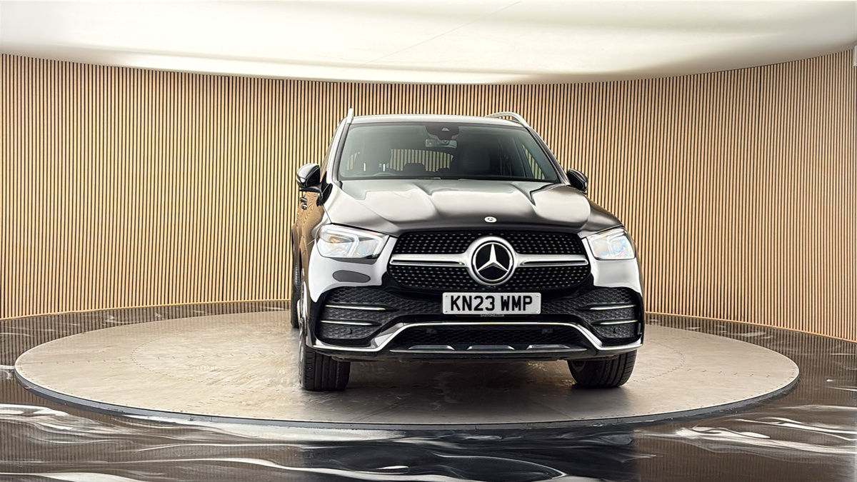 More views of Mercedes-Benz GLE