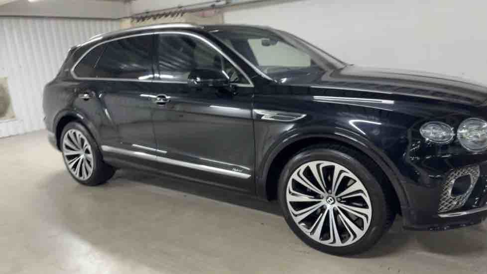 More views of Bentley Bentayga