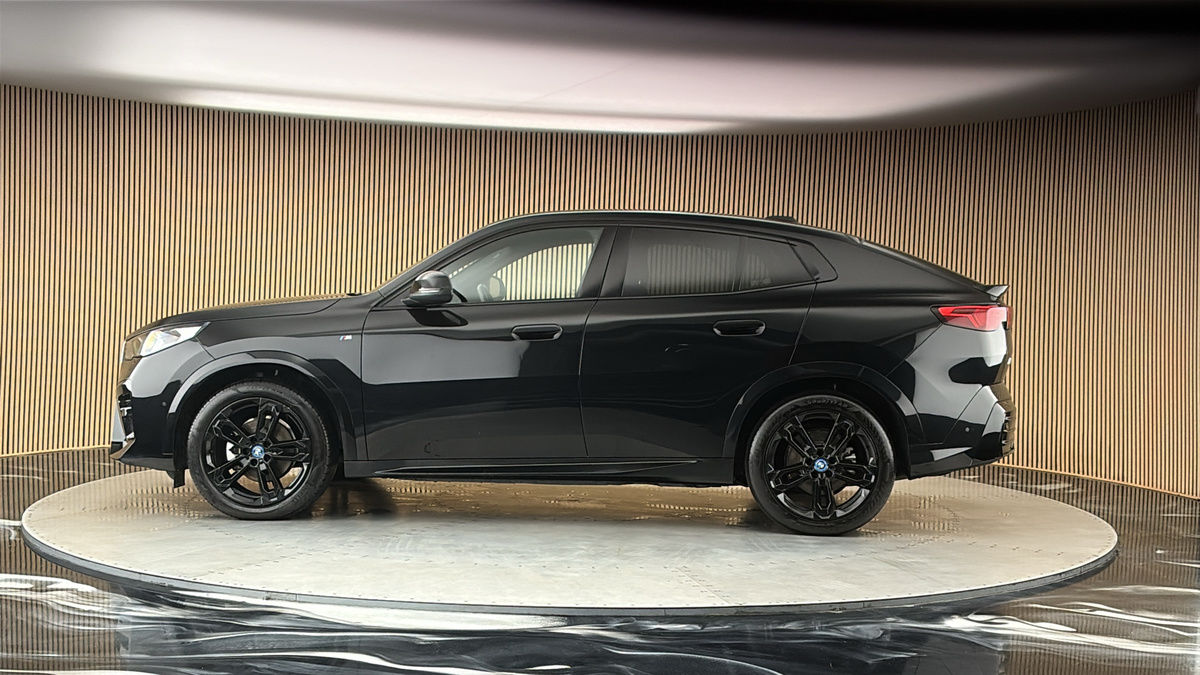 More views of BMW iX2