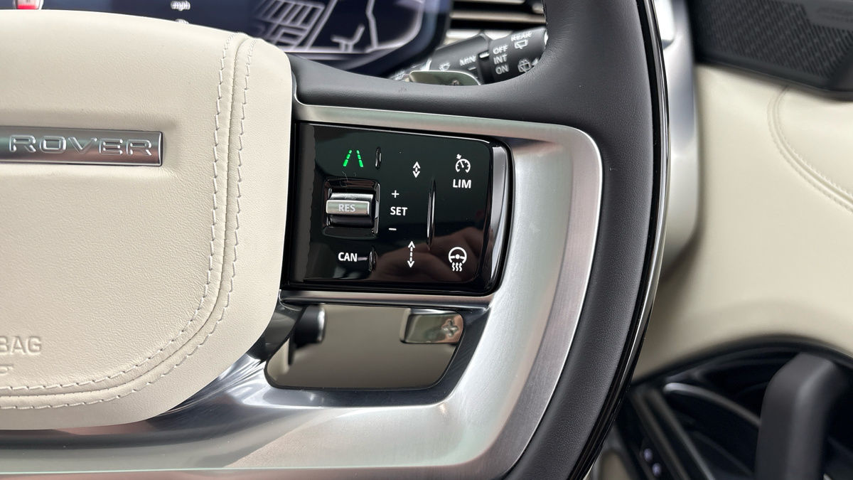 Land Rover Range Rover Image 14