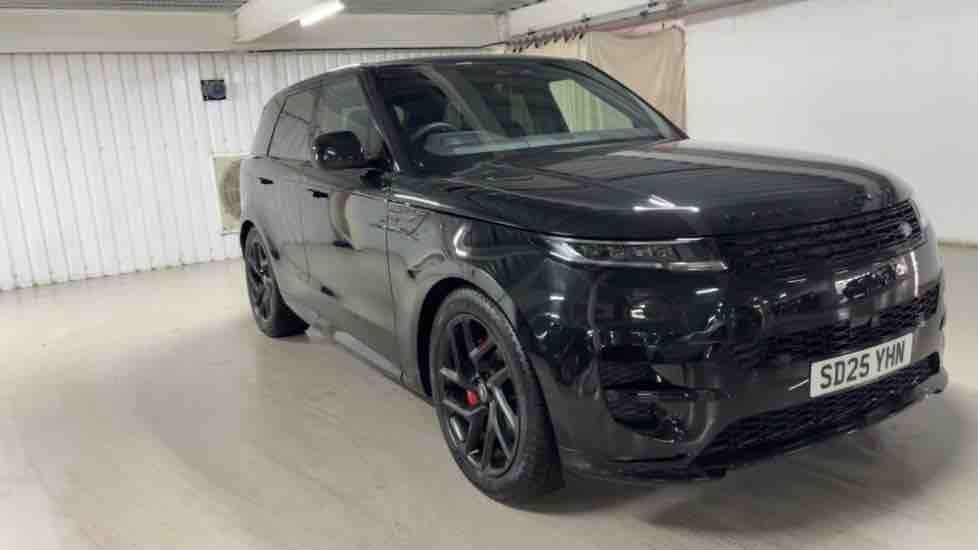 More views of Land Rover Range Rover Sport