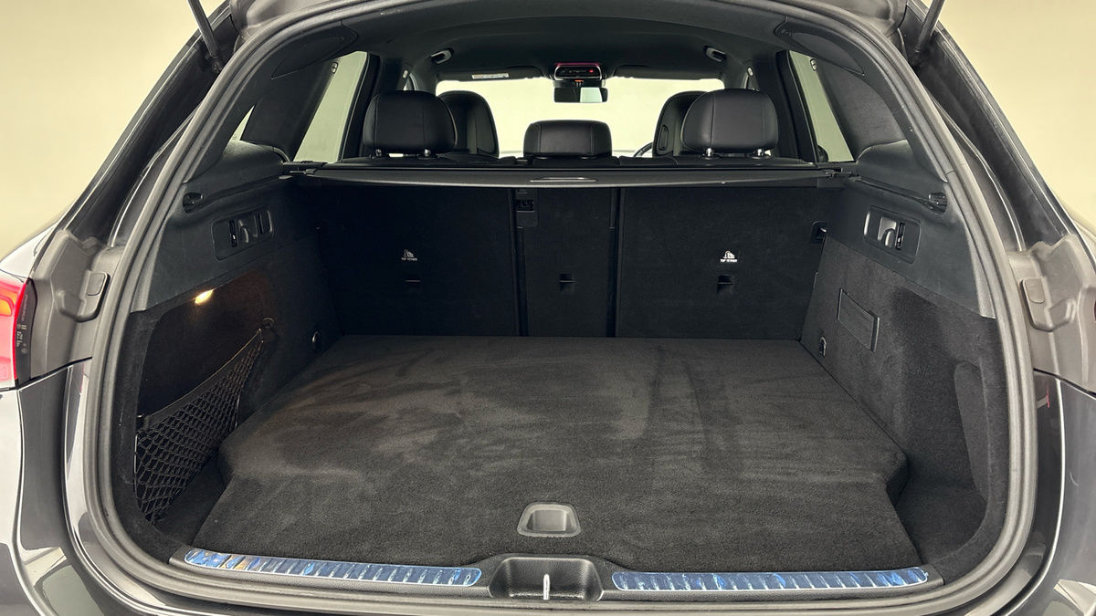 Mercedes-Benz GLC Image 11