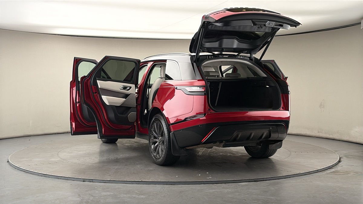 More views of Land Rover Range Rover Velar