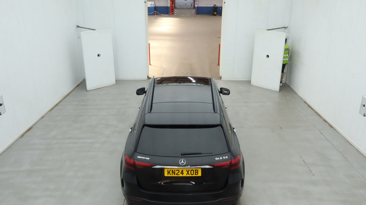 Mercedes-Benz GLE Image 8