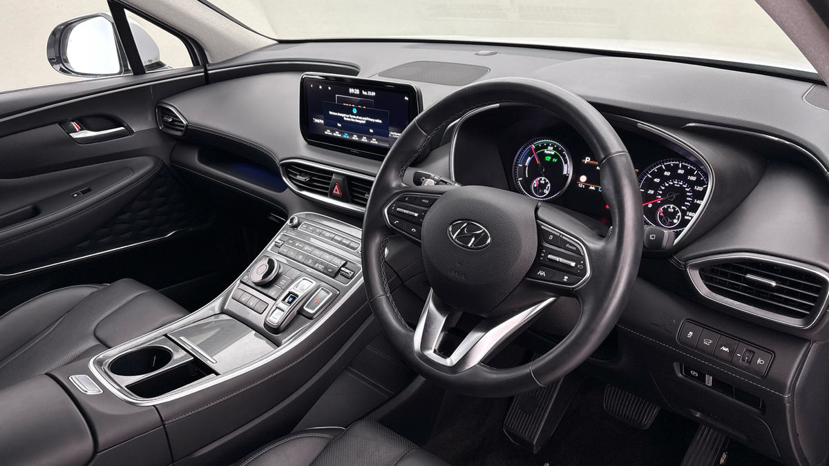 Hyundai Santa Fe Image 5