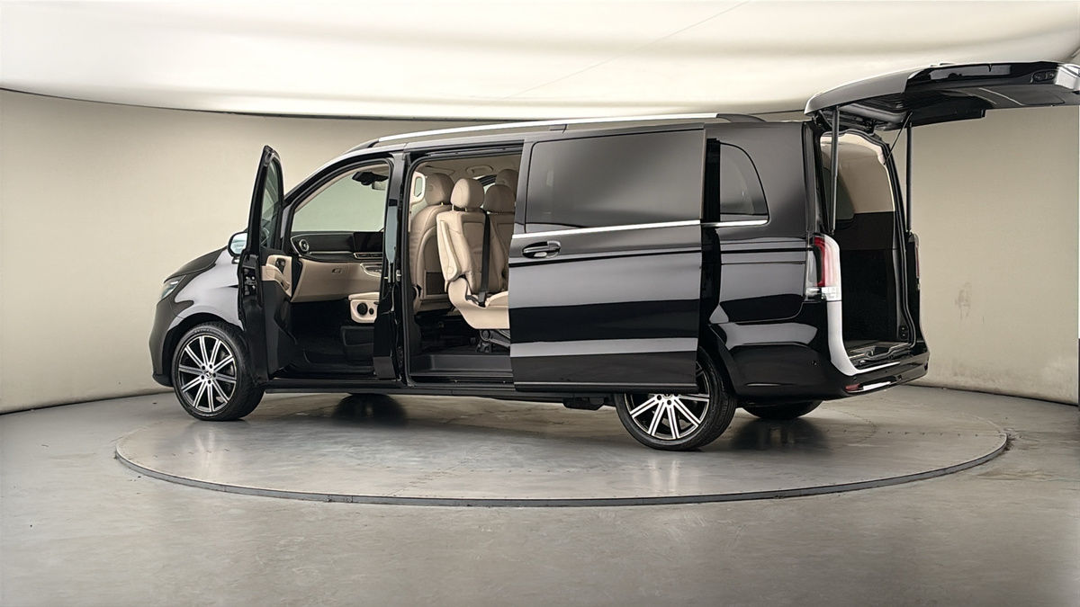 More views of Mercedes-Benz V Class