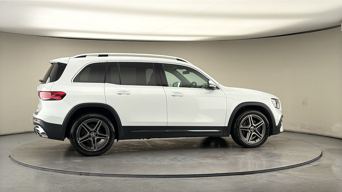 More views of Mercedes-Benz GLB