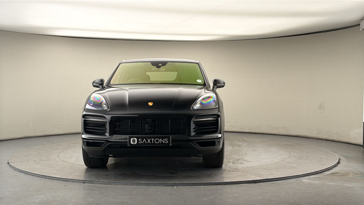 Porsche Cayenne Image 3