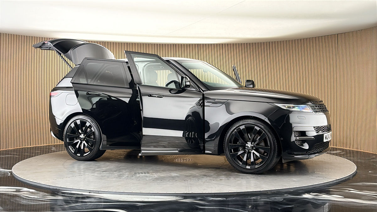 More views of Land Rover Range Rover Sport
