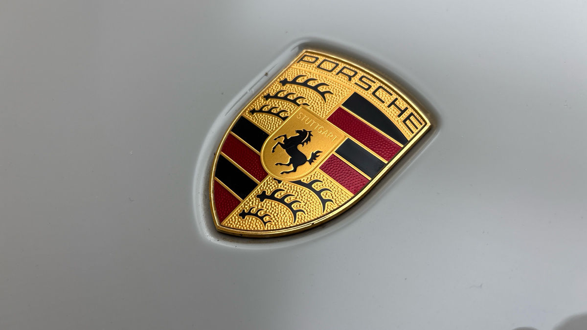 Porsche Taycan Image 24