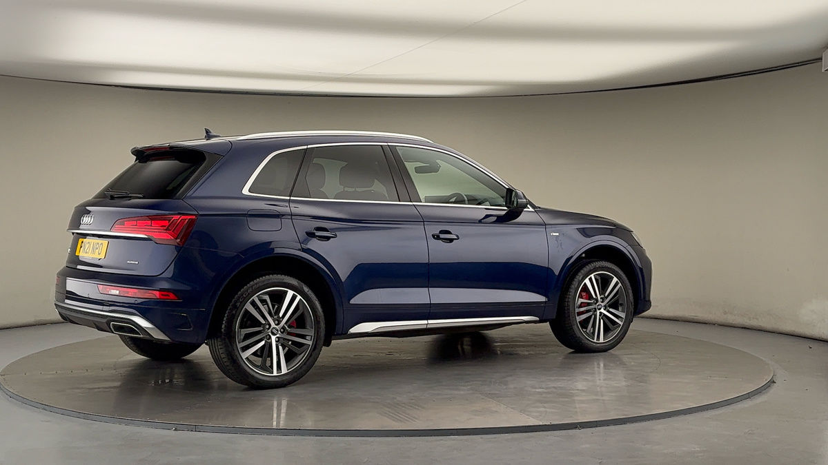 More views of Audi Q5