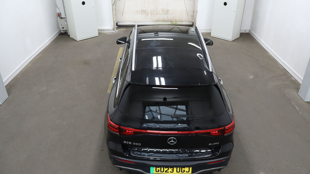 Mercedes-Benz EQB Image 8