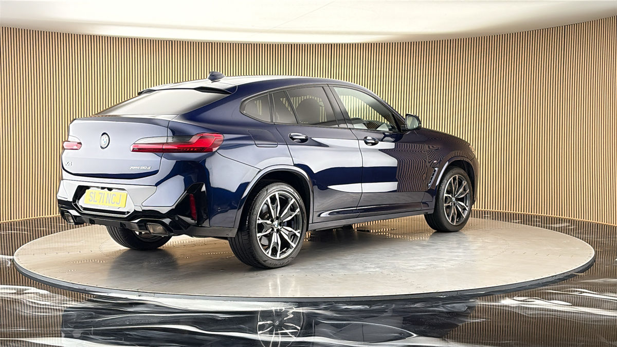 More views of BMW X4