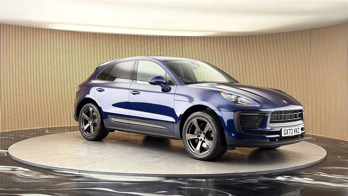 More views of Porsche Macan