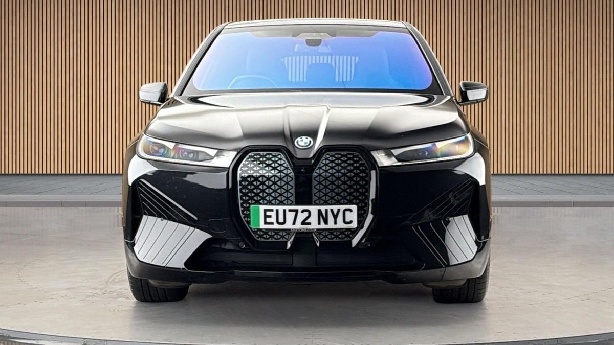 BMW iX Image 4