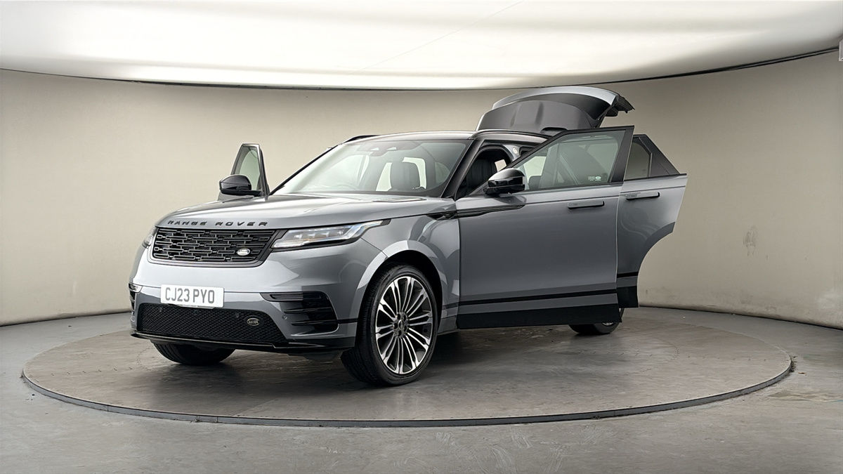 More views of Land Rover Range Rover Velar
