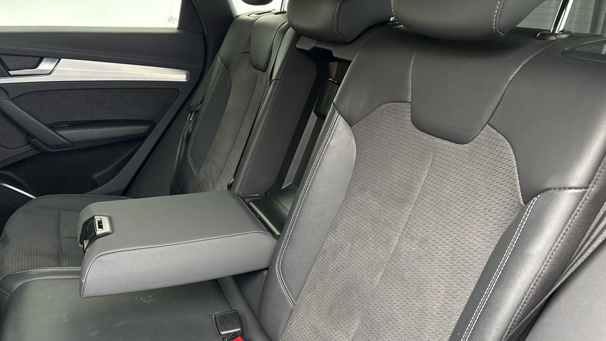 Audi Q5 Image 9