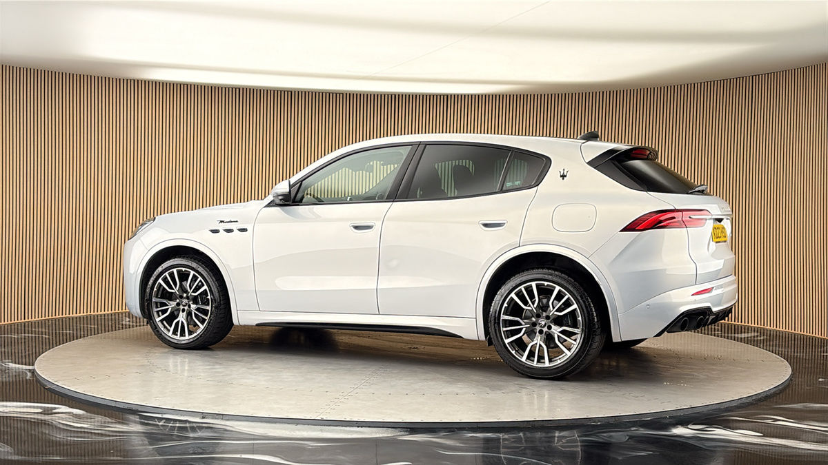 More views of Maserati Grecale