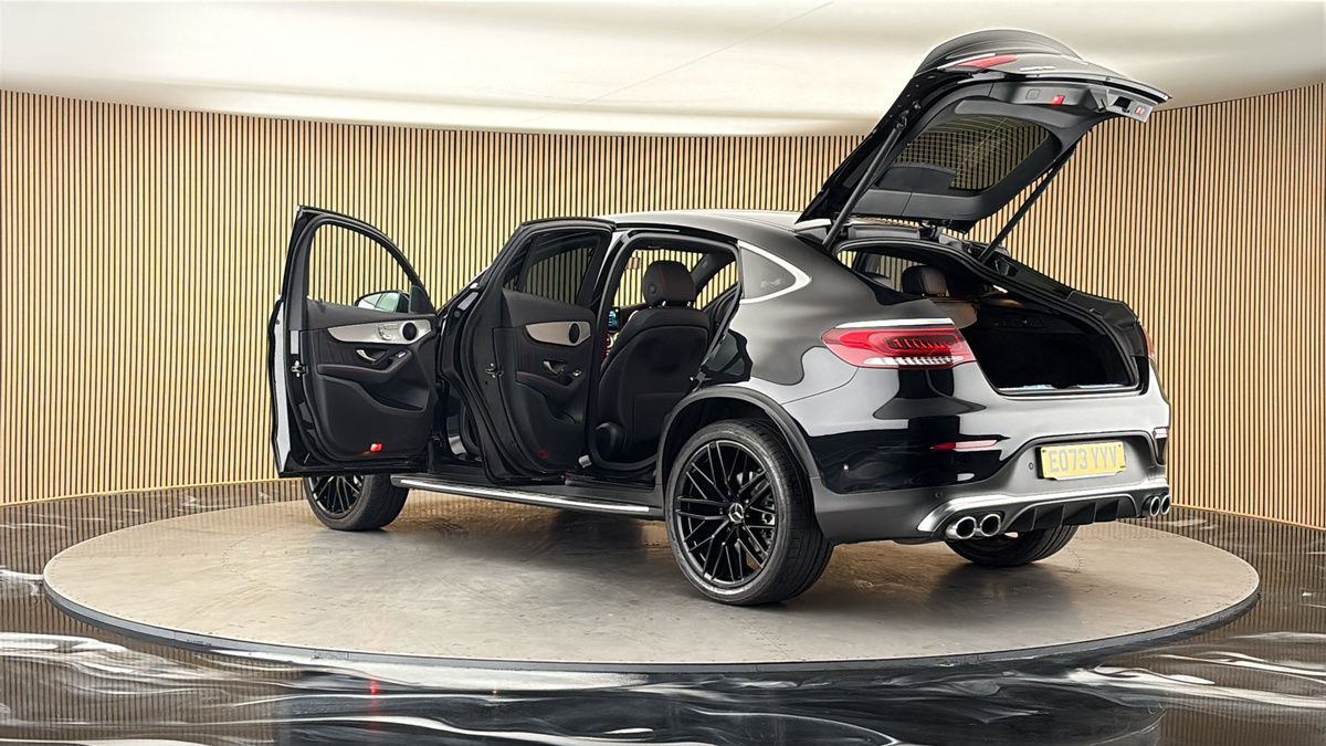 More views of Mercedes-Benz GLC