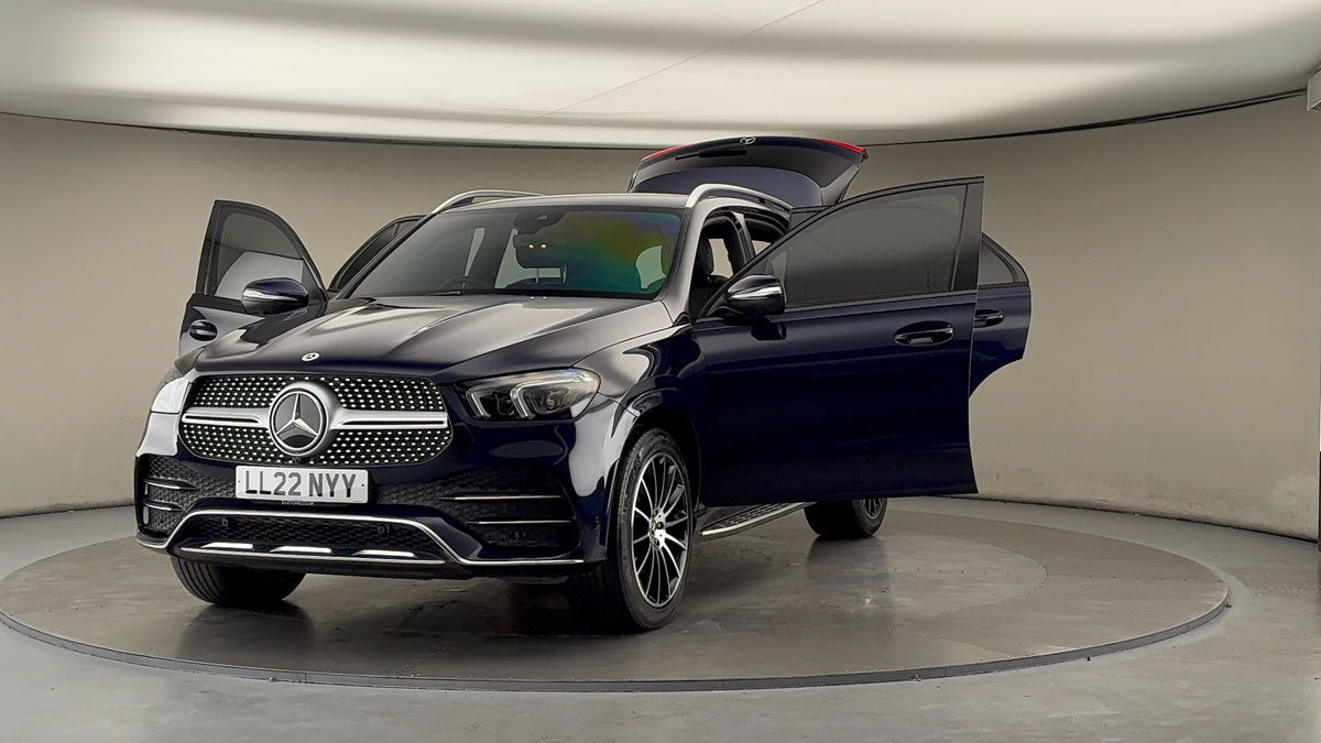 More views of Mercedes-Benz GLE