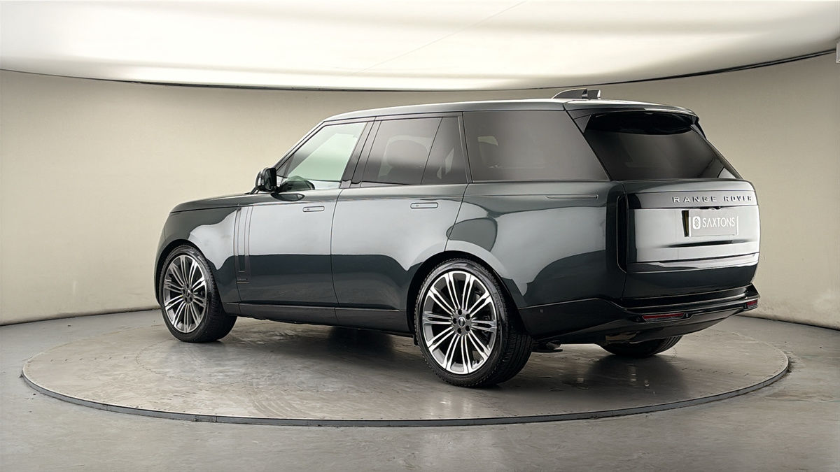 More views of Land Rover Range Rover