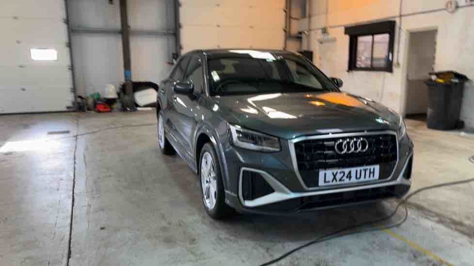 More views of Audi Q2