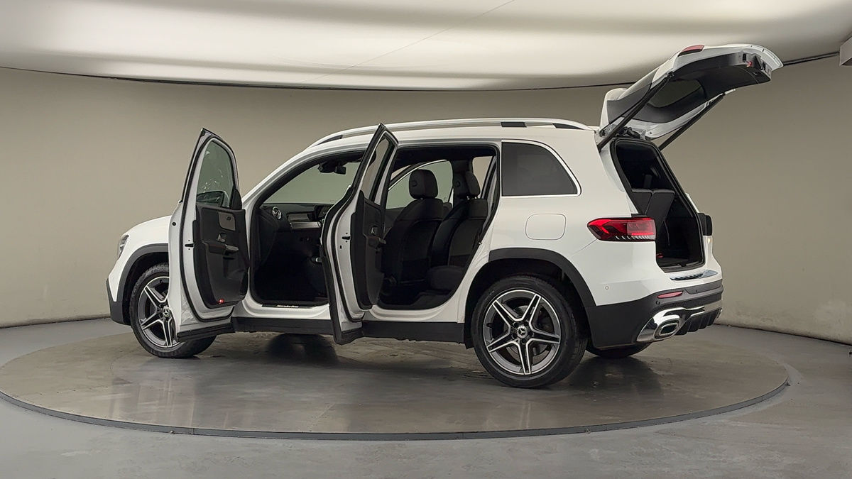 More views of Mercedes-Benz GLB