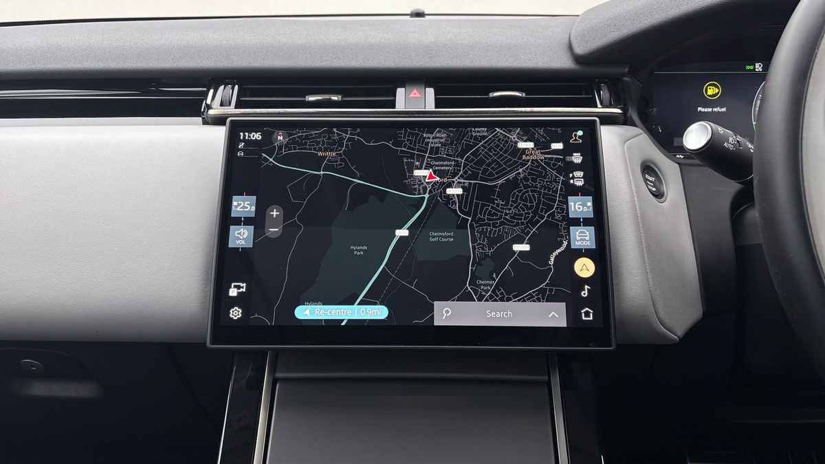Land Rover Range Rover Velar Image 17