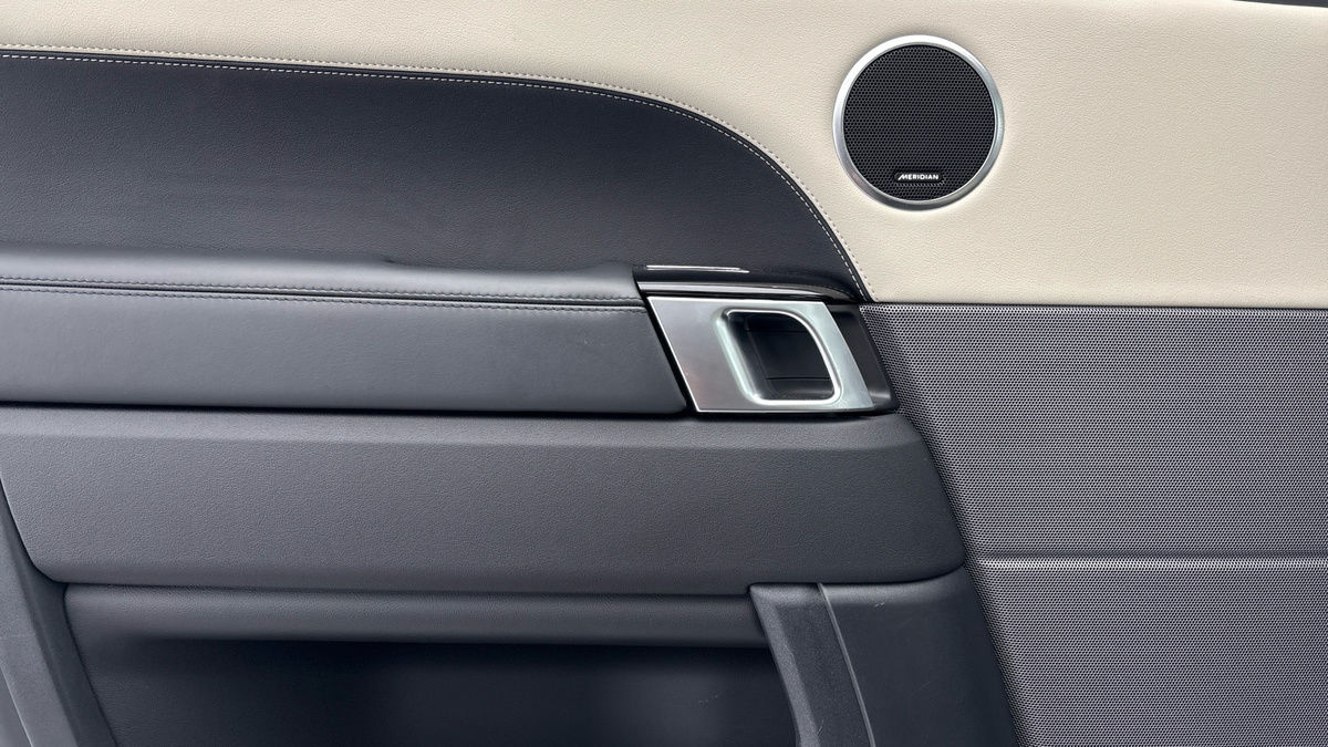 Land Rover Range Rover Sport Image 19