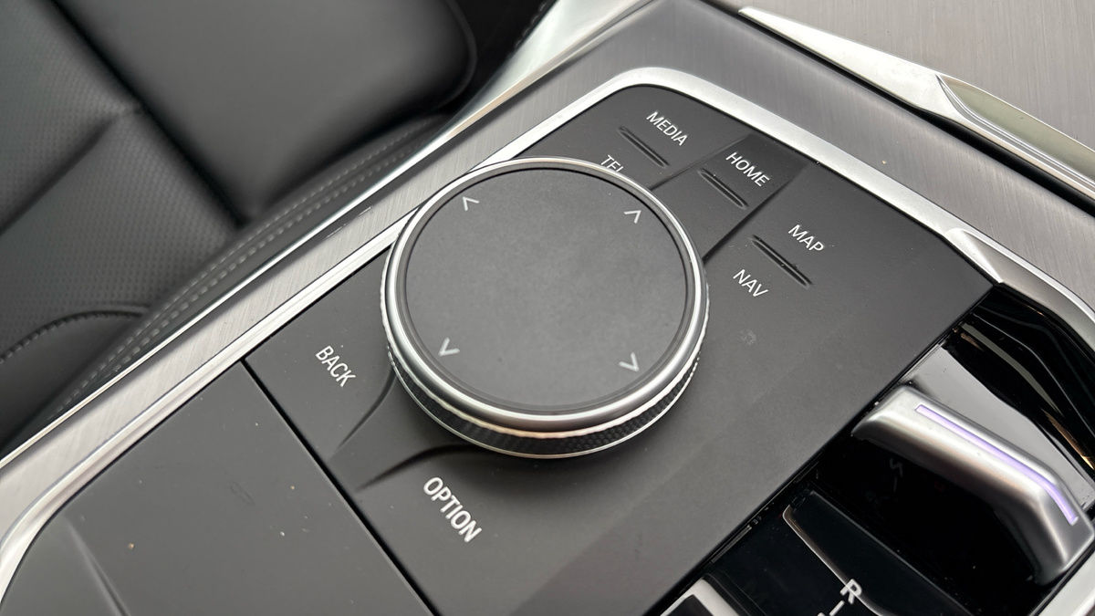 BMW 2 Series Image 28