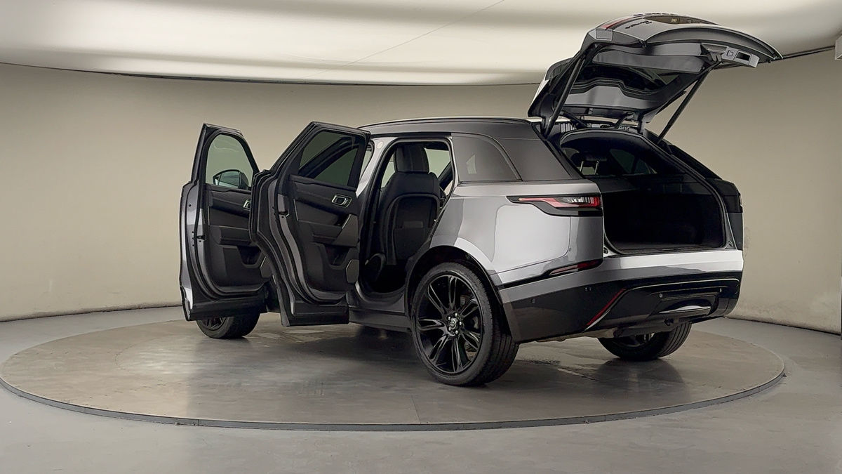 More views of Land Rover Range Rover Velar