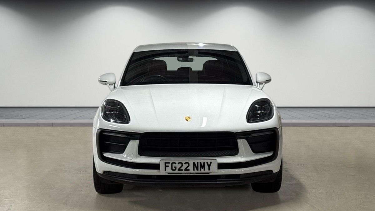 Porsche Macan Image 3