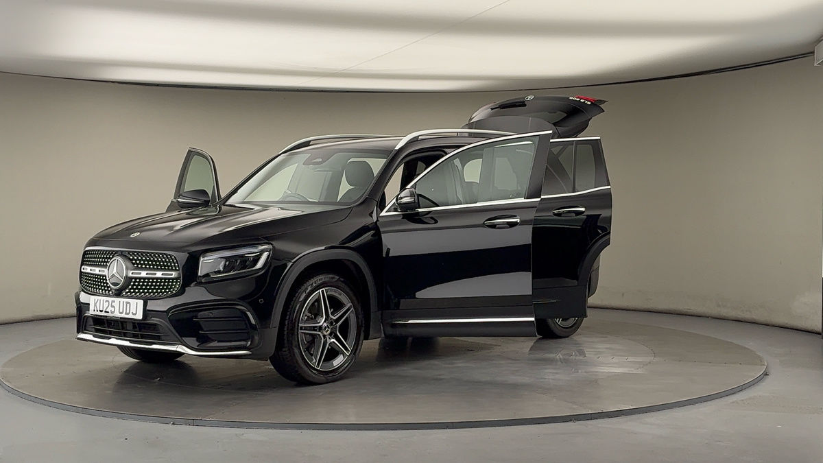 More views of Mercedes-Benz GLB