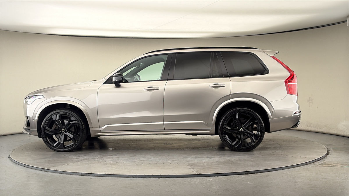 More views of Volvo XC90