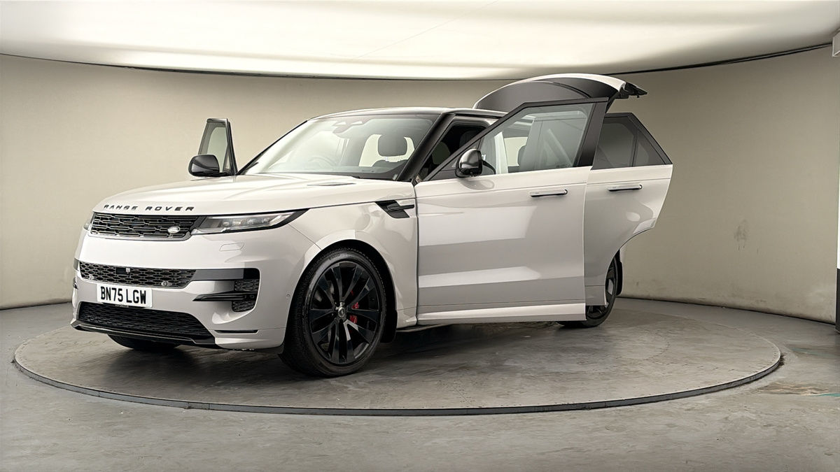 More views of Land Rover Range Rover Sport