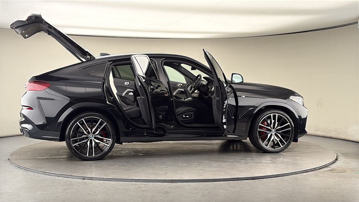 More views of BMW X6