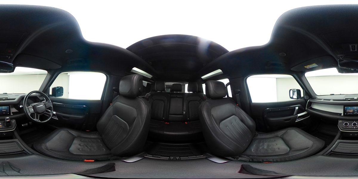 More views of Land Rover Defender 90