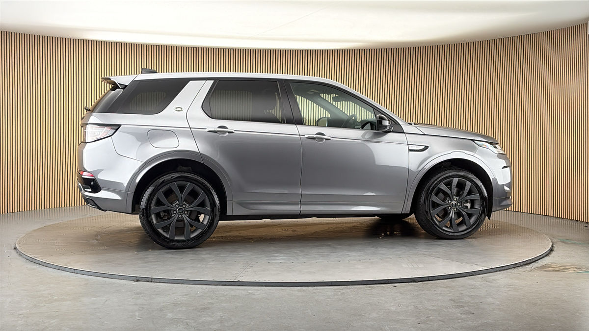 More views of Land Rover Discovery Sport