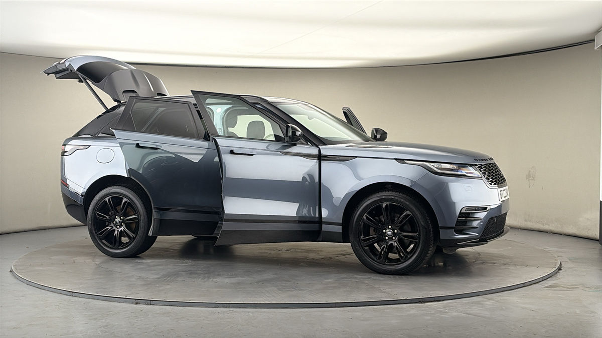 More views of Land Rover Range Rover Velar