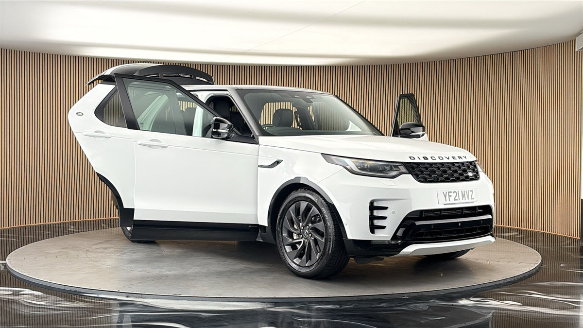 More views of Land Rover Discovery