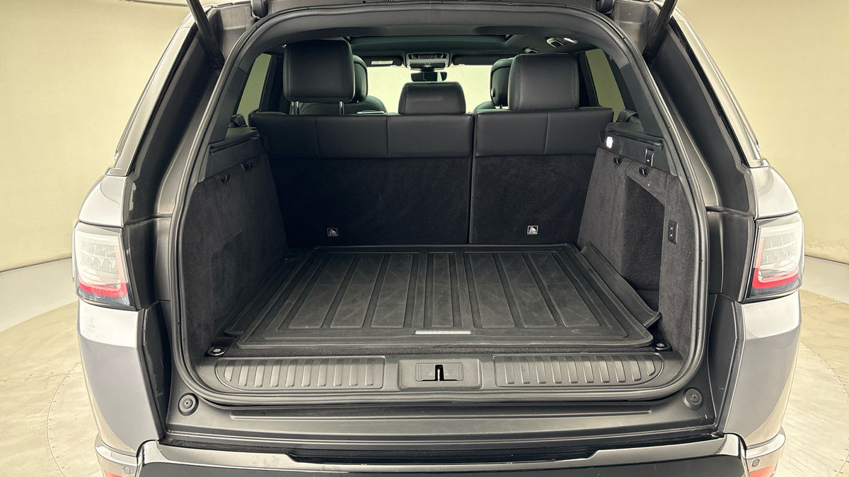 Land Rover Range Rover Sport Image 11