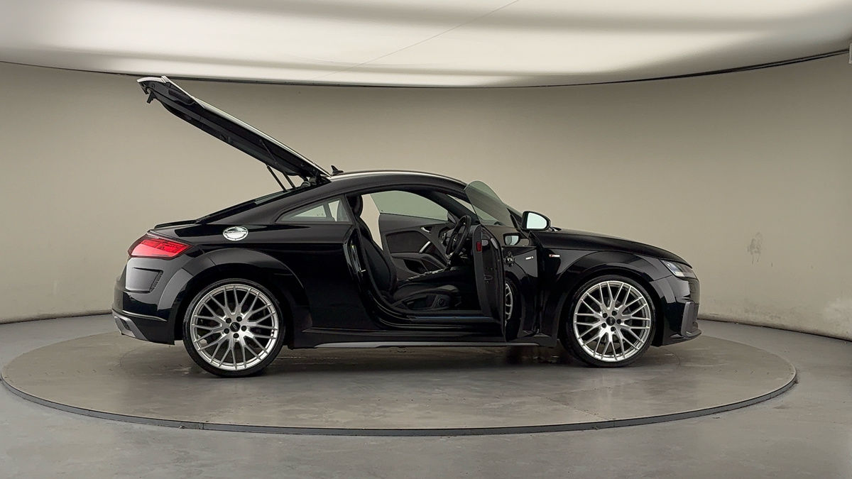 More views of Audi TT