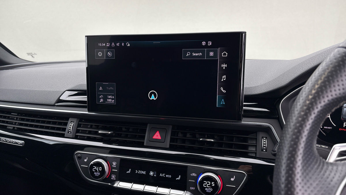 Audi RS4 Avant Image 17