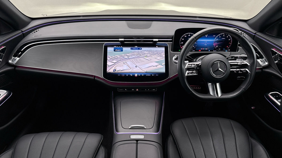 Mercedes-Benz E Class Image 12