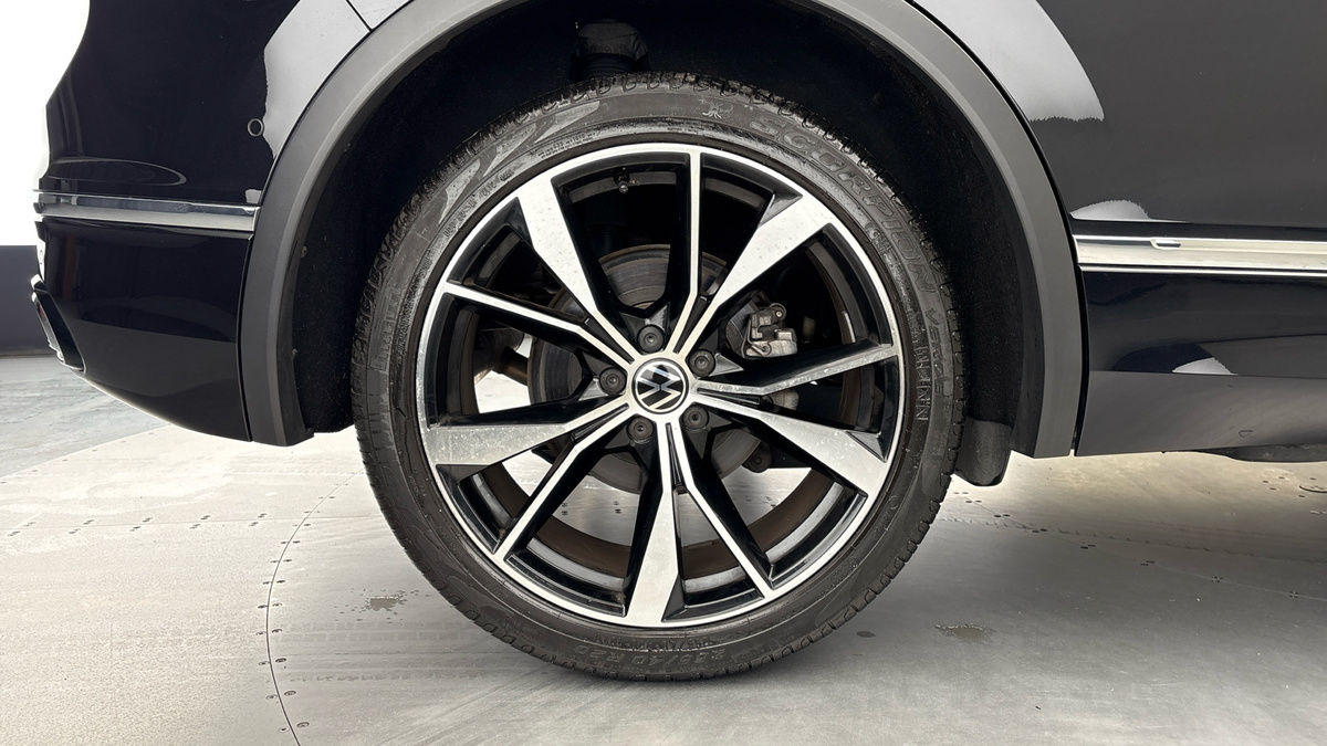 Volkswagen Tiguan Image 10