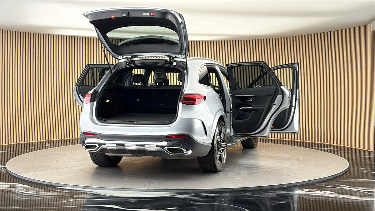 More views of Mercedes-Benz GLC