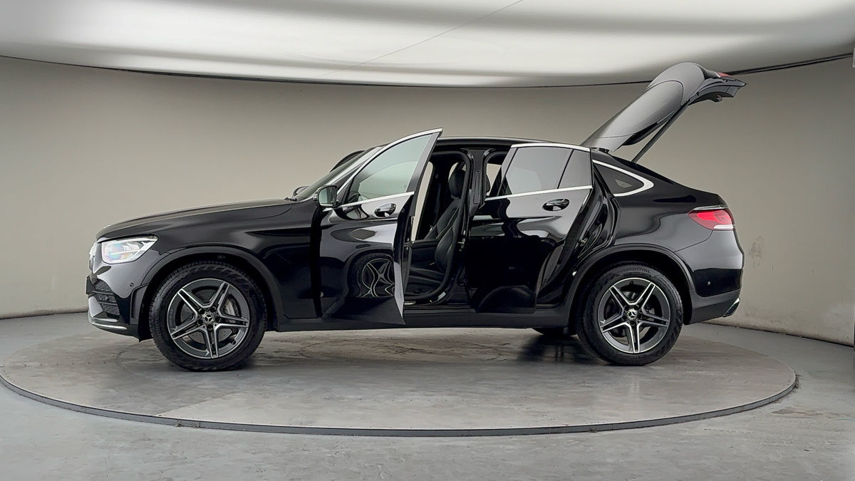 More views of Mercedes-Benz GLC