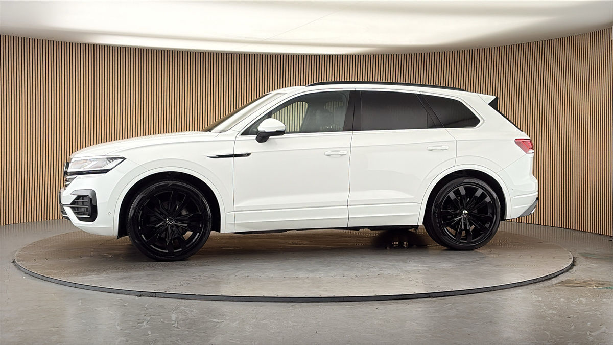 More views of Volkswagen Touareg