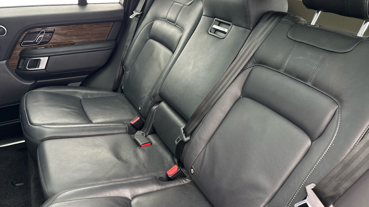 Land Rover Range Rover Image 8